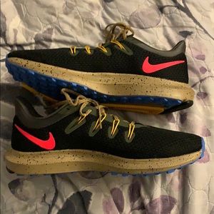 [Nike] running shoes